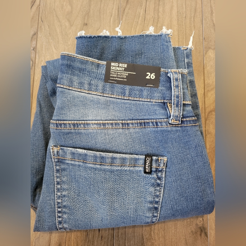Buffalo Mid Rise Skinny - Picture 3 of 7